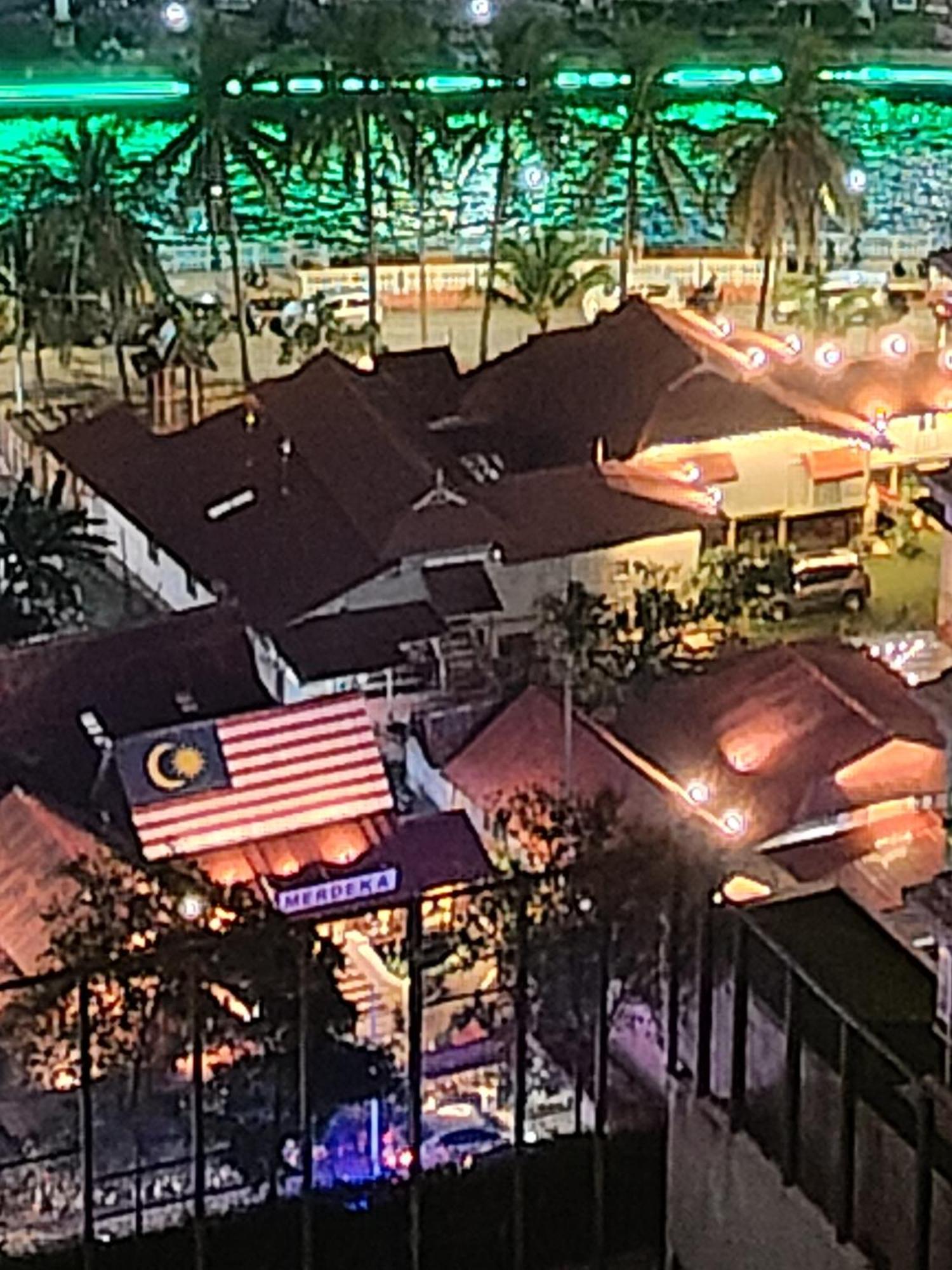 The Shore Residence Melaka Exteriör bild
